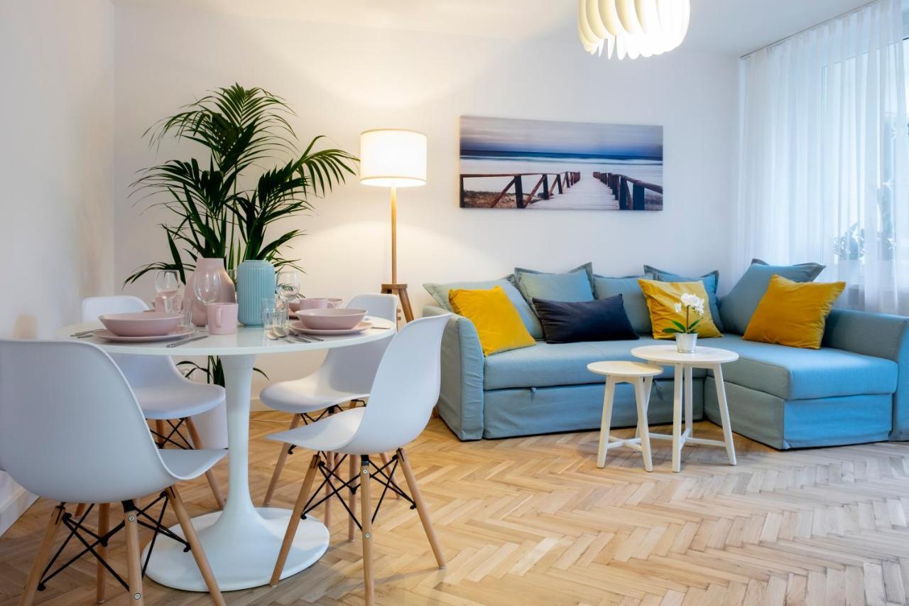 Cristine Apartment Warszawa Eksteriør billede